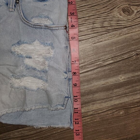 Abercrombie & Fitch High Rise Short Shorts 😍😍😍 - Picture 6 of 10
